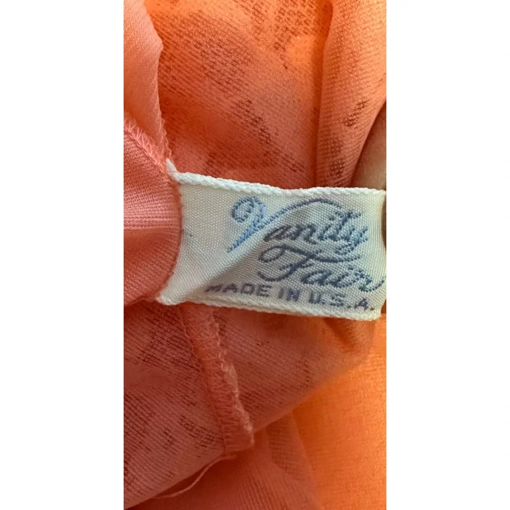 Vanity Fair vintage vanity